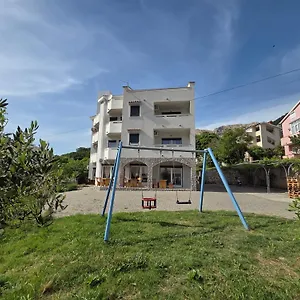 Leticia Apartament Baška